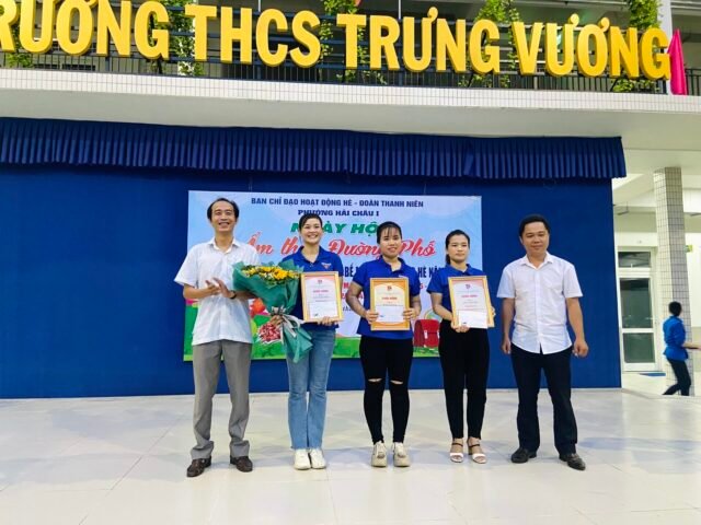 Ngày hội ẩm thực đường phố – “Gây quỹ tiếp sức đến trường” Chi đoàn MN19/5