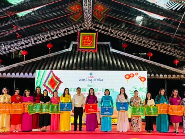 TRÌNH DIỄN ÁO DÀI TRUYỀN THỐNG” CHÀO MỪNG LỄ HỘI ĐÌNH LÀNG HẢI CHÂU NĂM 2024🌷🌷