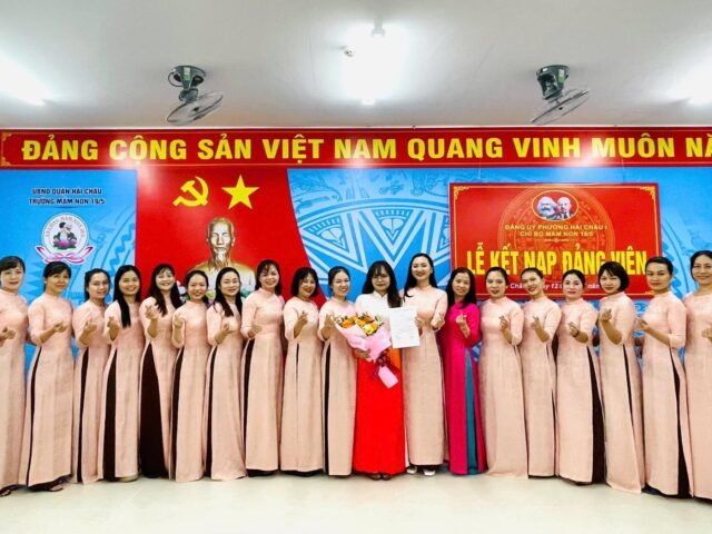 KẾT NẠP ĐẢNG VIÊN